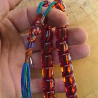 تسبیح سندلوس قدیمی|کلکسیون اشیاء عتیقه|همدان, |دیوار