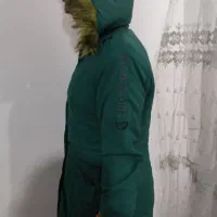کت بارانی وگرم سایز ۴۲ درحد نو