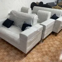 مبل.     گیلدا