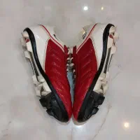 کفش استوک دار|کیف، کفش، کمربند|بومهن, |دیوار