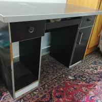 میز کار کامپیوتر