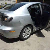 مزدا۳ مدل۸۷ تیپ۳ فول فروش فوری|خودرو سواری و وانت|اصفهان, باغ زیار|دیوار