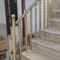 اجرا نرده استیل خیابان رازی بغل رستوران افضلی