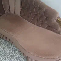 مبل سه نفر دو عدد چوبش محکم و سالم|مبلمان خانگی و میز عسلی|بابل, |دیوار