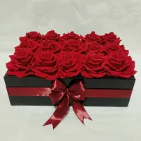 باکس گل رز مصنوعی ولنتاین
