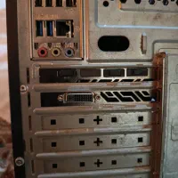 کیس کامپیوتر همراه با مانیتور موس کیبرد