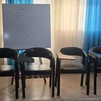 صندلی و تخته