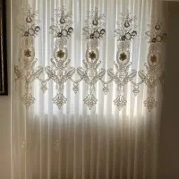 پرده گل برجسته درحد نو اصلن شسته نشده|پرده، رانر، رومیزی|تهران, کیانشهر|دیوار