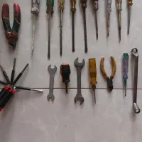 آچار و پیچ گوشتی،متر ۳۰ متری،چکش،لیبل زن