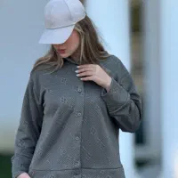 تراکت پخش کن / داد زن / فروشنده اقا / فروشنده خانم