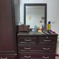 کمدلباس ومیزآرایش