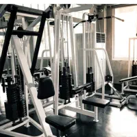 باشگاه بدنسازان|تجهیزات ورزشی|لاهیجان, انقلاب|دیوار