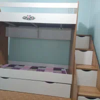 تخت دو طبقه و سه نفره