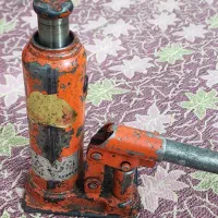 جک روغنی، جک کتابی|قطعات یدکی و لوازم جانبی|قم, انصار‌الحسین|دیوار