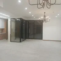 لوکیشن قوی دانش آموز نما و طراحی داخلی مدرن