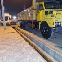 ولوو توپه طلا ان ۱۲ مدل ۷۵ میلادی  ومزدا دوکابین