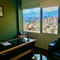 وکیل پایه یک دادگستری و کارشناس ارشد جزا