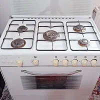 فر گاز تمیز و سالم