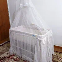 تخت و گهواره کودک