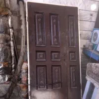 درب چوبی و کنسول