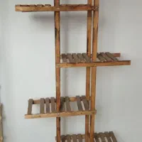 استند چوبی