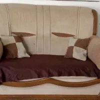 فروش مبل هفت نفره با میز وسط و چهارتا گل میز