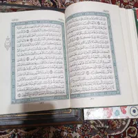 دوعددقران یکیش قاب داره وچند عدد مفاتیح|کتاب و مجله مذهبی|تهران, کیانشهر|دیوار