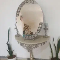 آیینه کنسول و شمعدان