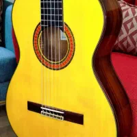 گیتار CUENCA 70R آناتومی‌اسپانیایی‌کالبدشکافی‌ساخت