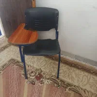 صندلی دانش اموزی