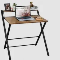 میز تحریر دانشجویی