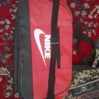 تعدادی کیف ورزشی نو نو