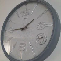 ساعت دیواری  ۷۰س