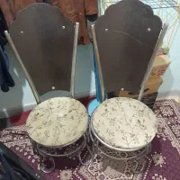 دو عدد صندلی