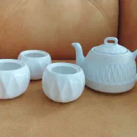 قوری و قندان ـ ظرف شیرینی دو طبقه