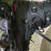 کفش اسکیت عالی