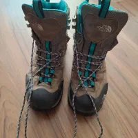 کفش کوهنوردی و طبیعت گردی اصل نورث فیس سایز ۴۰