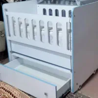 تخت کودک و نوزاد با تشک تخت|تخت و صندلی بچه|کرج, خرمدشت|دیوار