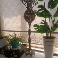 گلدان کنار سالنی سنگین برنز(برنجی)