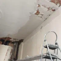 کج کاری و خورده کاری بنایی تخریب دیوار با هیلتی