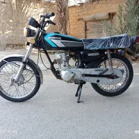 موتور پارکینگی روغنی در حد ۴۰۰