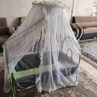 تخت گهواره بچه|تخت و صندلی بچه|شیراز, سینما سعدی|دیوار