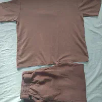 لباس|لباس|مشهد, مصطفی خمینی|دیوار