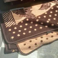 پتو کارکرده تمیز و شسته شده