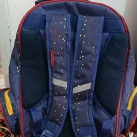 کیف مدرسه پسرانه|کیف، کفش، کمربند|پرند, فاز ۱|دیوار