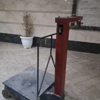 باسکول ۲۰۰ کیلویی