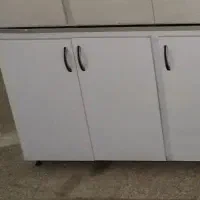 کابینت و سینک ظرفشویی .مرغ وخروس|آب‌چکان و نظم‌دهنده ظروف|هرسین, |دیوار