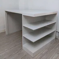 میز تحریر ام‌دی‌اف سفید درحد نو