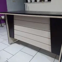 میز کامپیوتر دو کشو