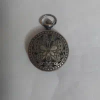 ساعت جیبی قدیمی